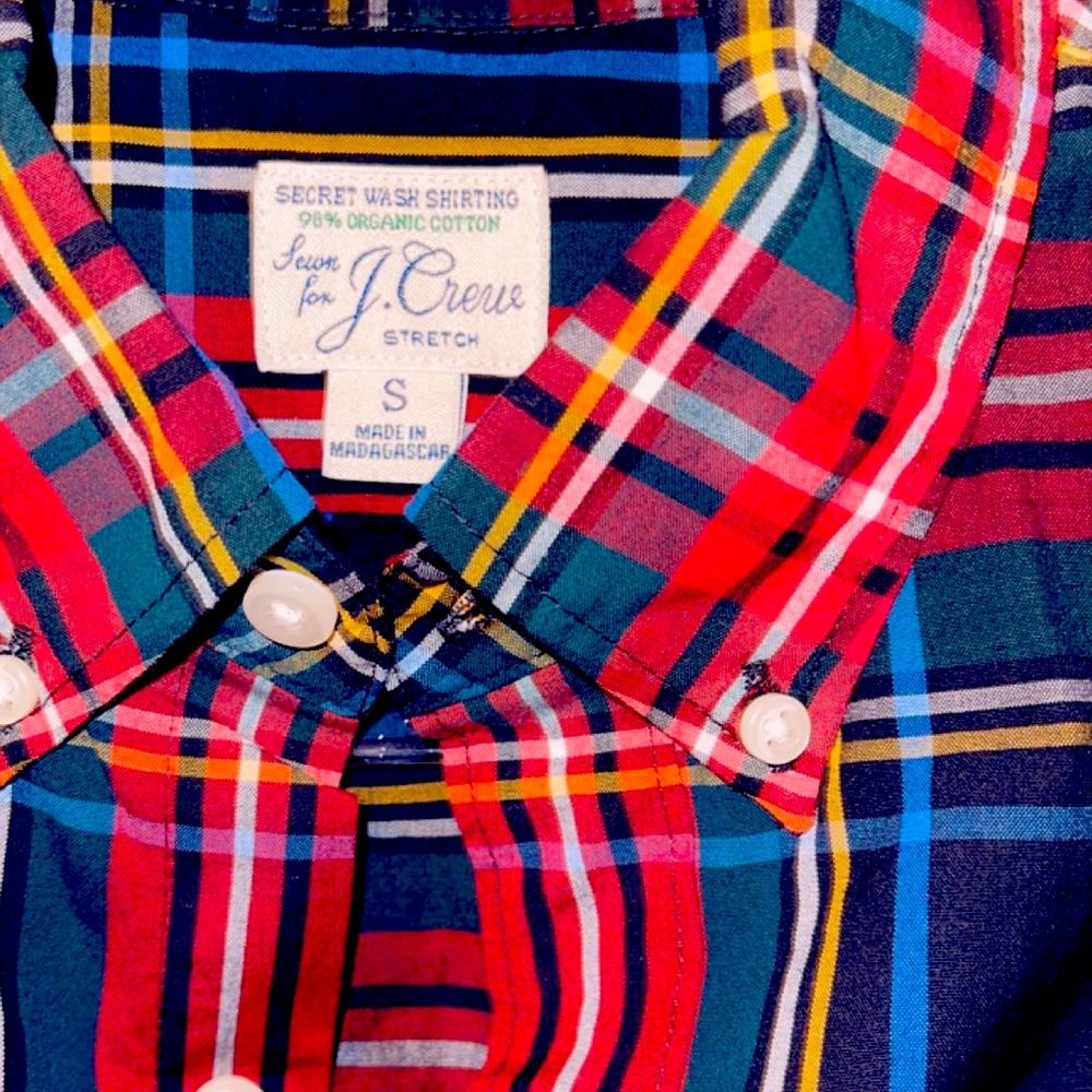 Brand new with tag button. Can be worn by man or woman